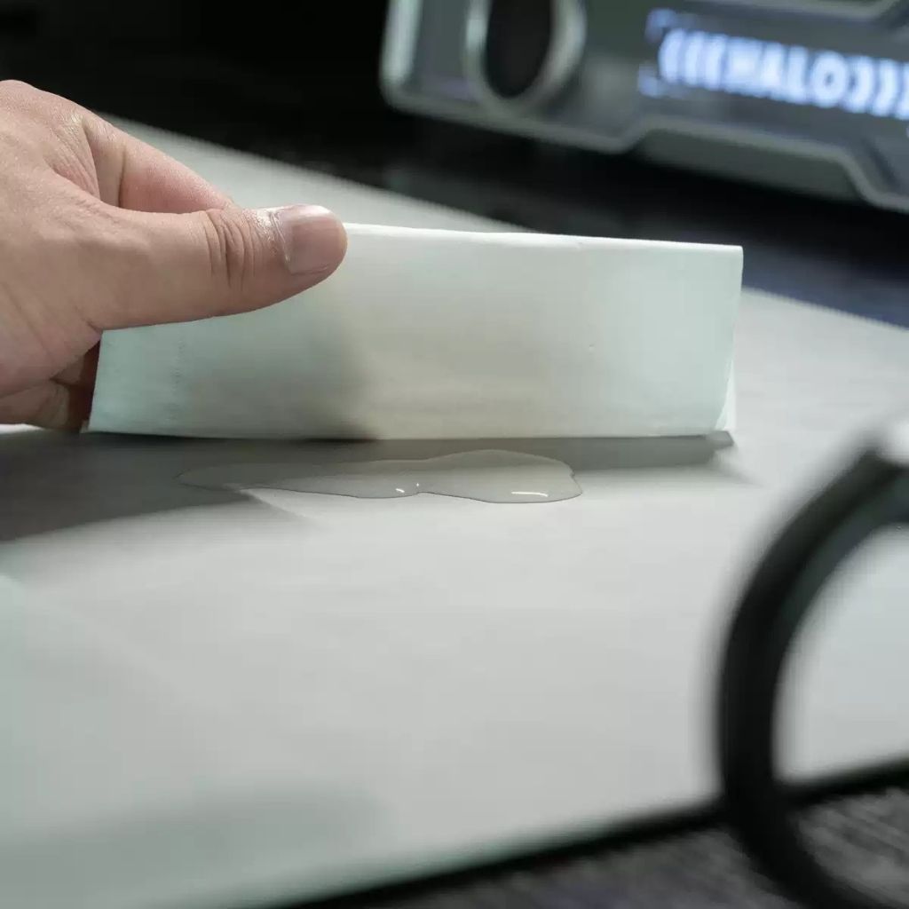 SootheForLife magnetic wrist rest desk mat wipe clean demo for easy maintenance